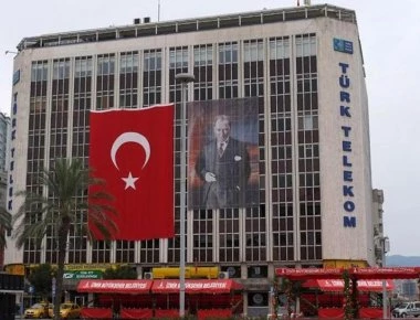 Πάλι το Κατάρ σώζει την τουρκική οικονομία: Αγοράζουν την Turk Telekom!- Την θέλουν και οι Σαουδάραβες